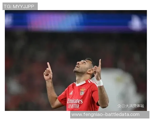 意甲焦点战里昂绝杀巴萨补时进球引发争议判罚全场沸腾