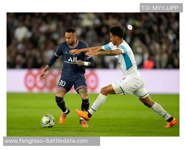 意甲激战AC米兰大胜巴黎圣日耳曼神奇扑救点燃全场热情与转会传闻