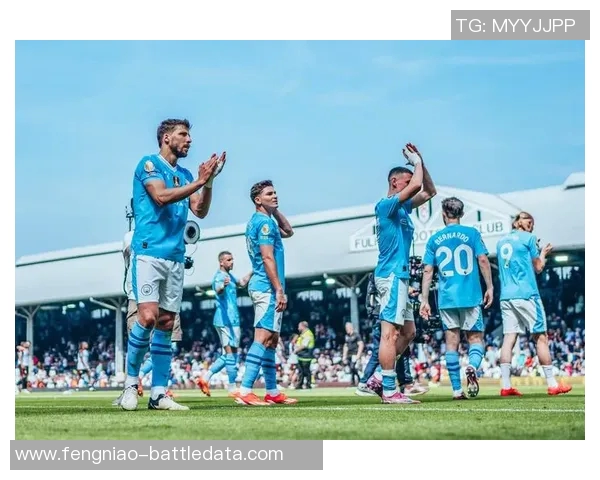 欧联杯精彩对决尤文图斯凭乌龙球险胜曼城引发全场狂欢