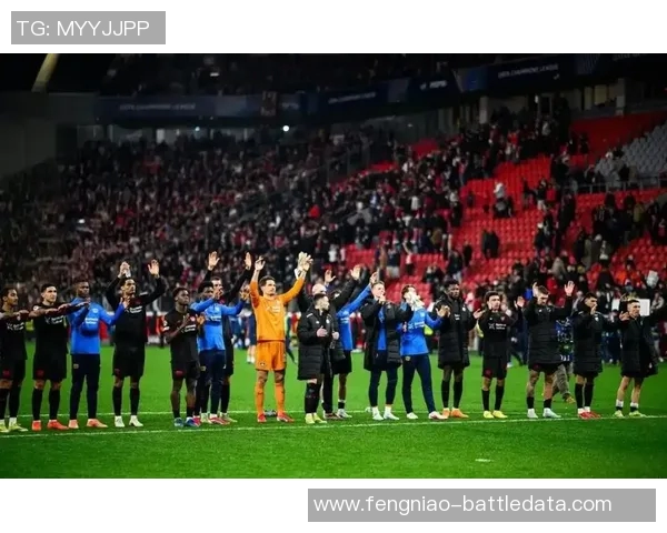 莱比锡逆袭国米上演帽子戏法引发历史冷门全场沸腾 莱比锡逆袭国米上演帽子戏法引发历史冷门全场沸腾