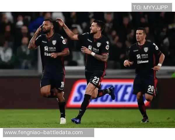 足总杯精彩对决里昂与AC米兰战成平局神扑瞬间成比赛转折点 足总杯精彩对决里昂与AC米兰战成平局神扑瞬间成比赛转折点